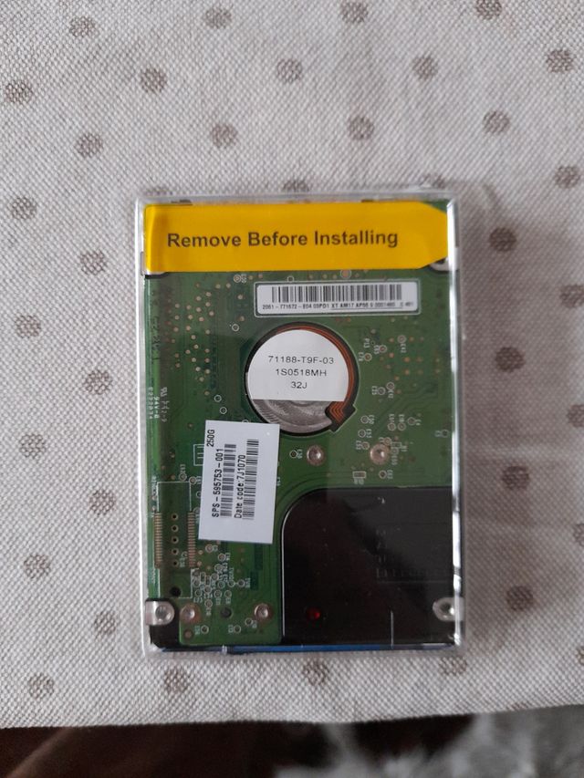 disco duro SATA 2,5 WD 250GB