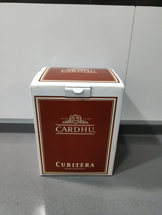 CUBITERA CARDHU NUEVA ACERO INOXIDABLE 