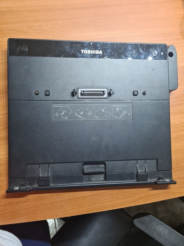 Replicatore di porte Toshiba Express II