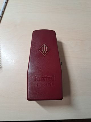 Metrónomo Taktell JUNIOR serie 820 - Wittner 