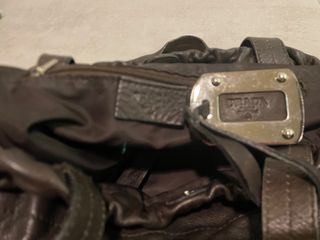 Bolso piel Prada marrón