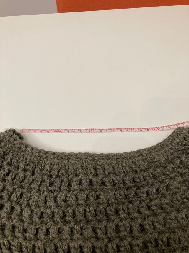 Maglione , cappello e scalda collo