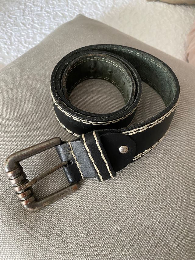 Cinturón de piel