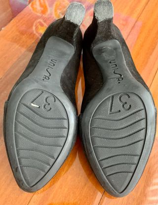 Zapatos negros Unisa 