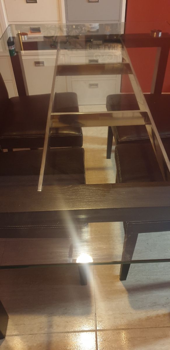Mesa de cristal 150x90 y 4 Sillas