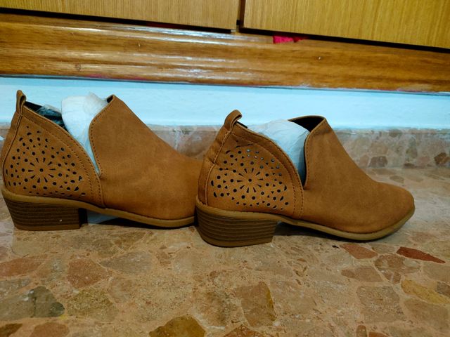 Botines marrones nuevos
