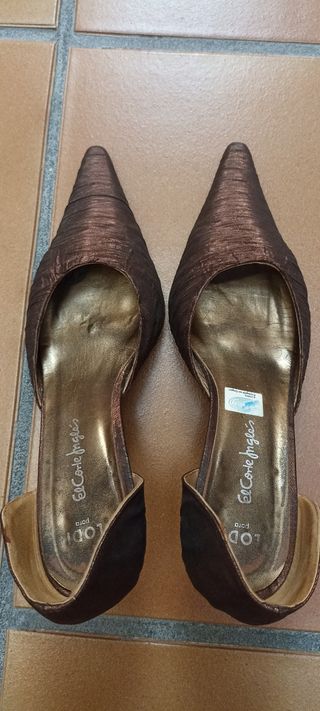 Zapatos brocados N37 