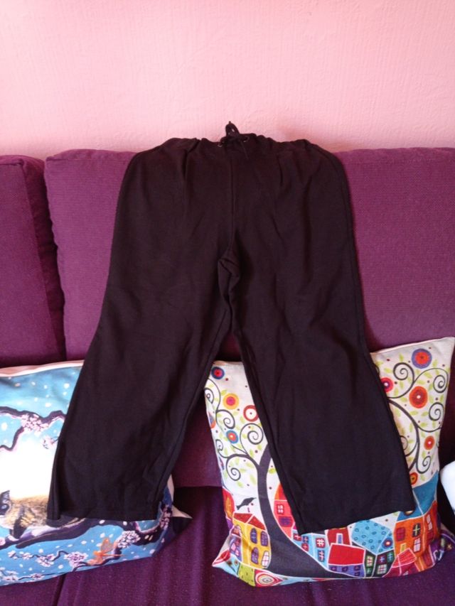 Duas calças de menina