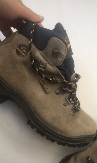Botas de montaña, tuckland