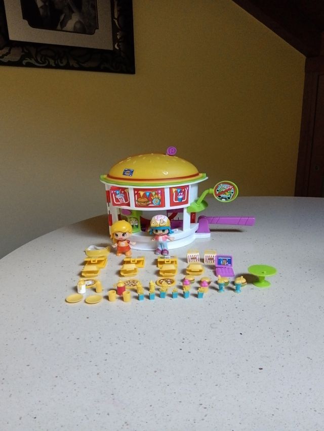 Hamburguesería Pin y Pon