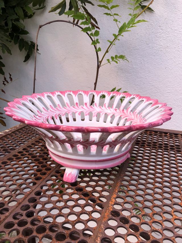 Frutero pintado a mano