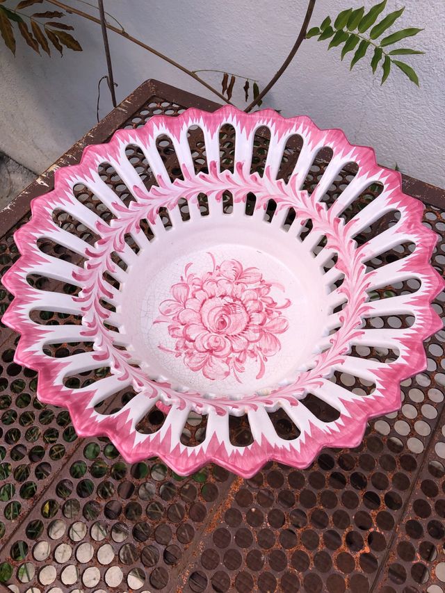 Frutero pintado a mano