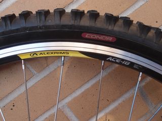 Rueda Delantera Completa 26” Disco/V-Brake