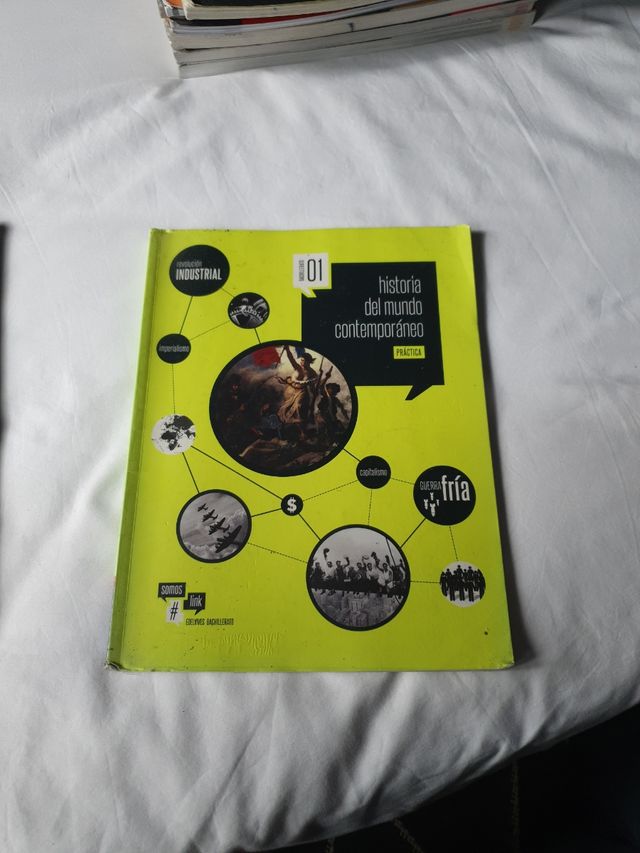 Pareja de libros Historia 1° de Bachillerato