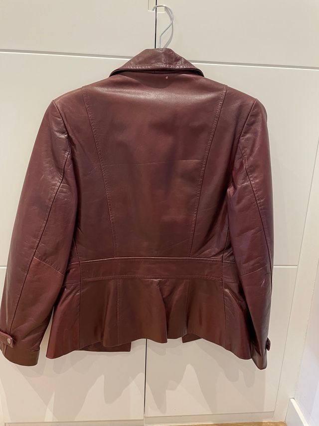 Chaqueta piel auténtica color burdeos T36