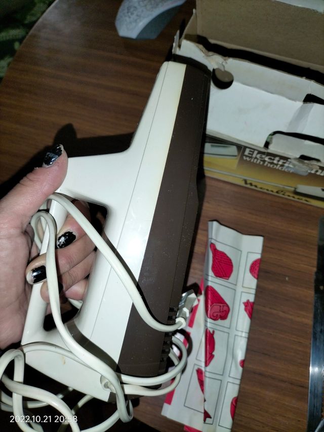 Cuchillo eléctrico. Moulinex.