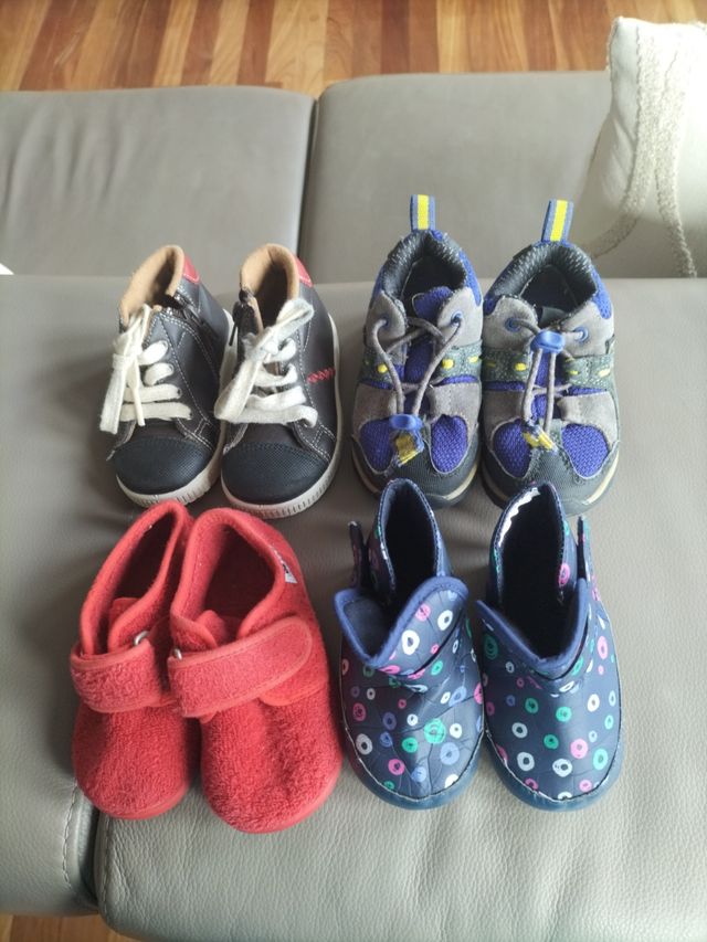 Cuatro pares calzado