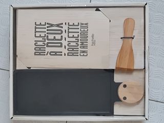 RACLETTE PER INTERNI

piastra con candele fonduta 