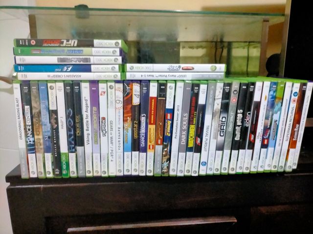 Xbox 360 con sensor kinect y 41 juegos