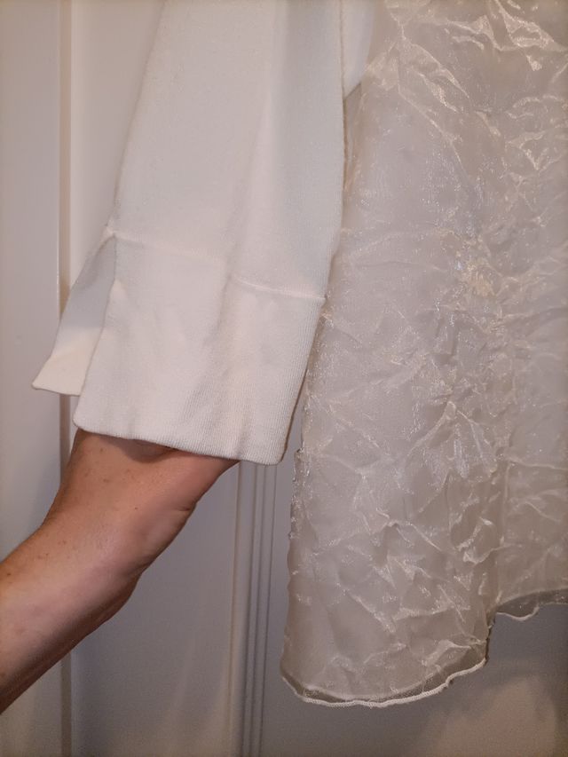 chaqueta de punto y organza