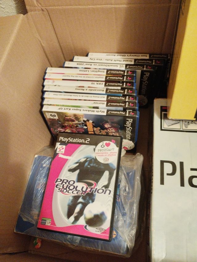 PLAYSTATION 1 + PLAYSTATION 2 SLIM