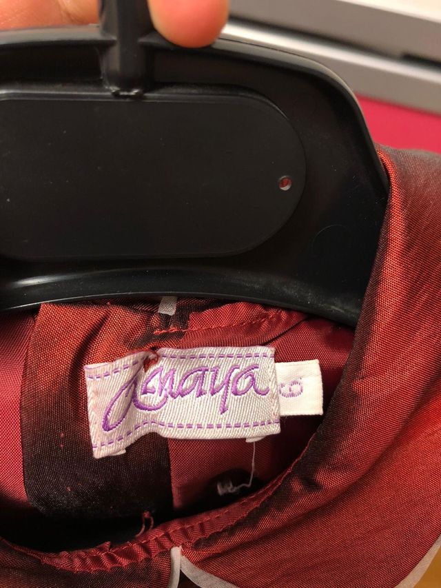 Vestido de celebración niña.