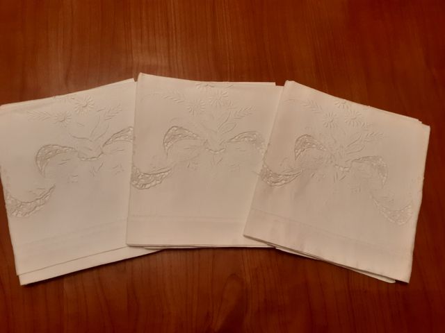 3 asciugamani in canapa con ricami vintage nuove