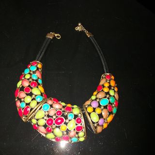 Collar topos