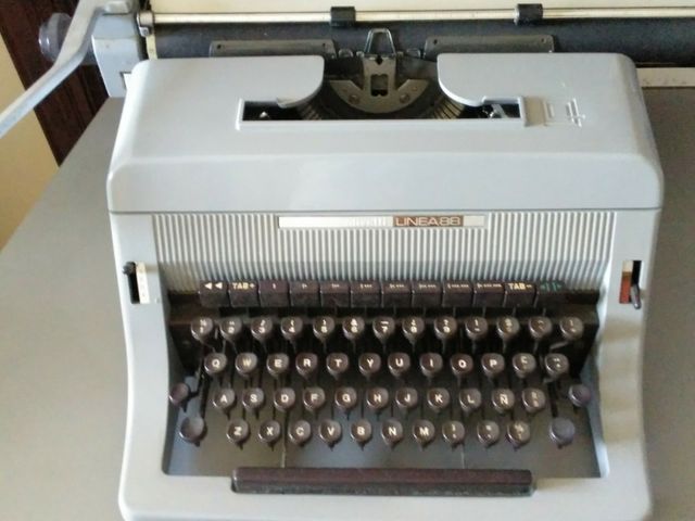 Máquina escribir Olivetti