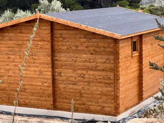 KIT DE CASA DE MADERA CON BAÑO - RAMSI 4,75x4,75m