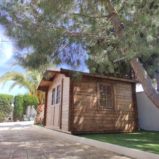 CASA O ESTUDIO DE MADERA PARA JARDÍN 3.55x2.74M