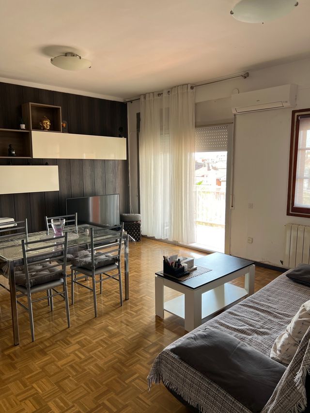 Habitación en Centro Badalona