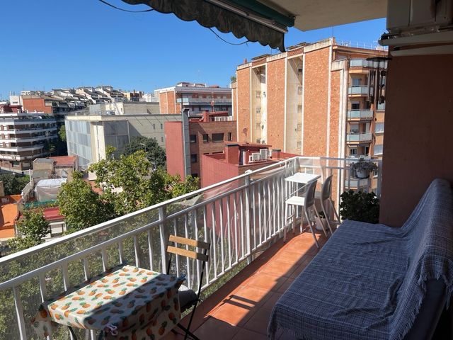 Habitación en Centro Badalona