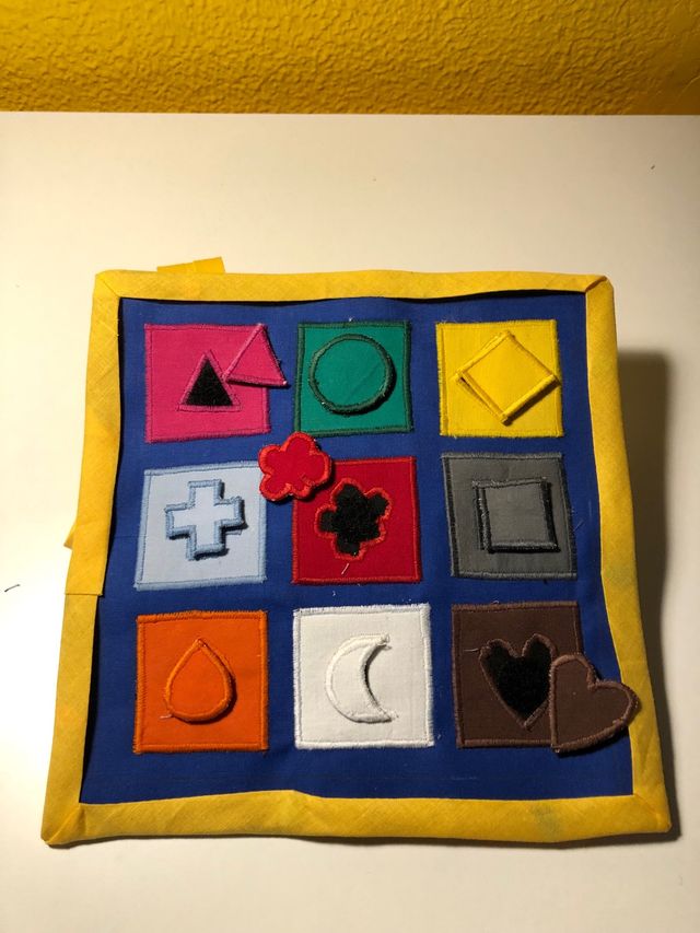 Quiet book - libro didáctico para niños