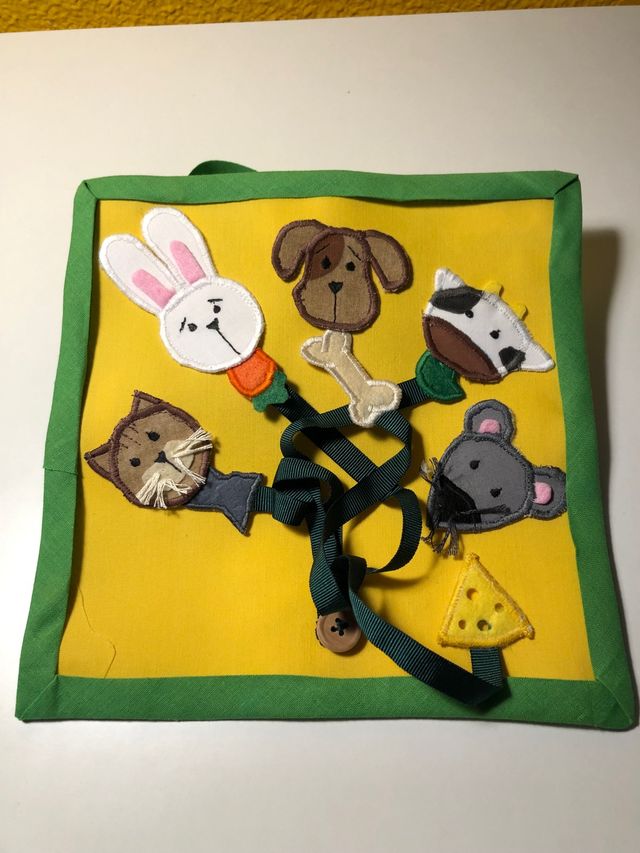 Quiet book - libro didáctico para niños