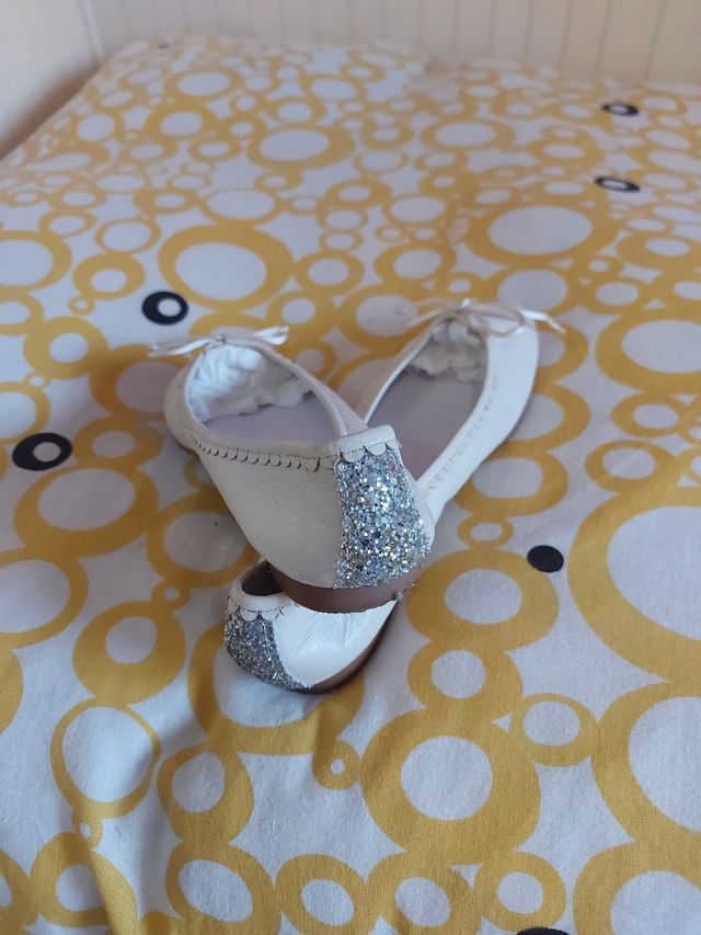 Bailarinas niña ceremonia