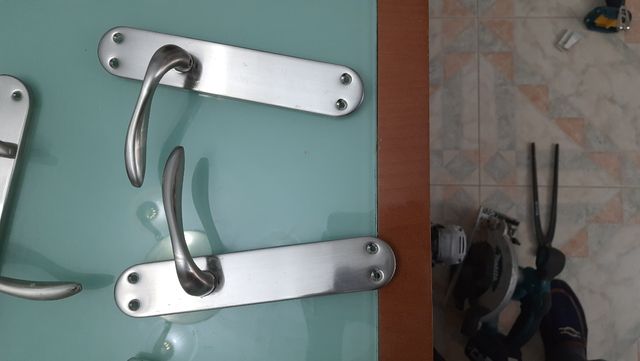 tiradores manillas para puertas de paso