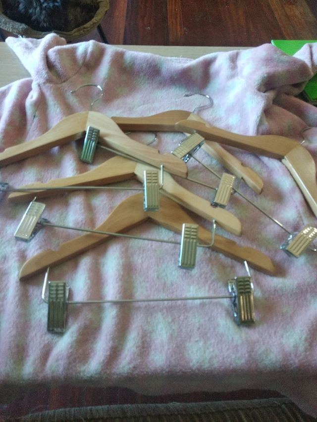 perchas madera infantil