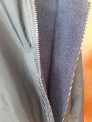 anorak azul marino