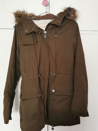 Parka Stradivarius talla S