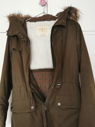 Parka Stradivarius talla S