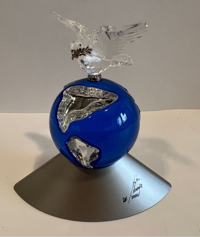 Figura Swarovski 2000 crystal planet