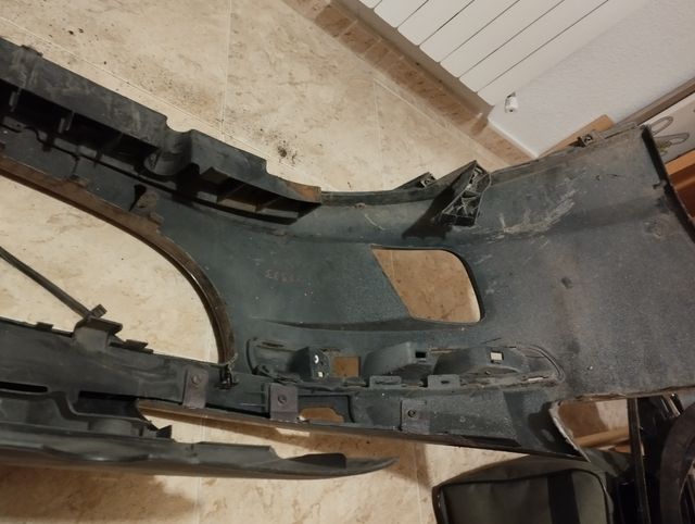 PARAGOLPES DELANTERO PEUGEOT 407