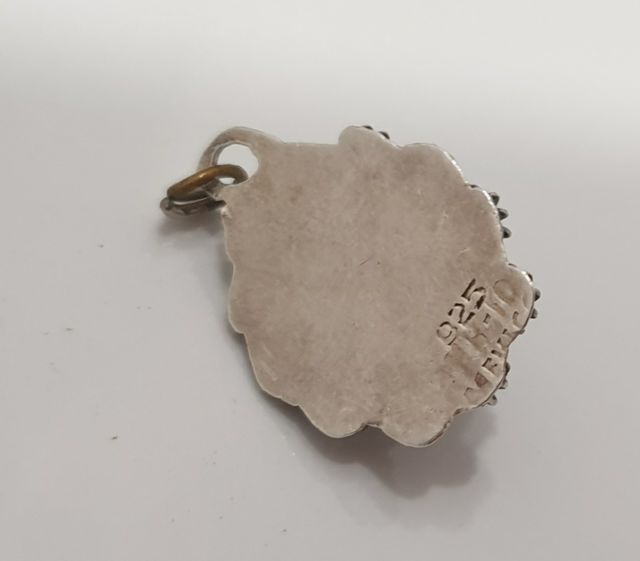 Colgante plata antiguo