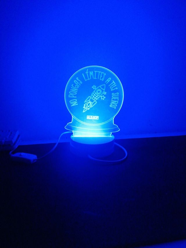 lámpara juvenil decorativa