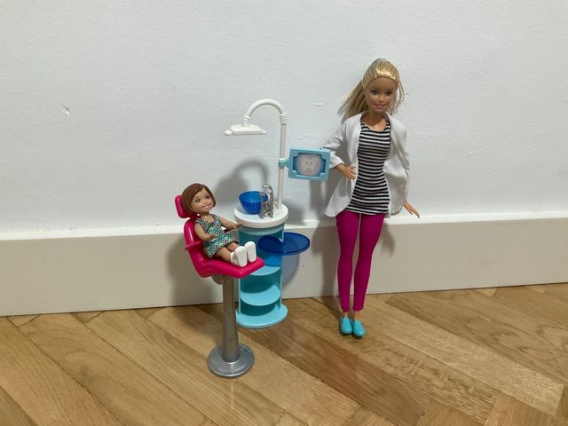 Barbie dentista