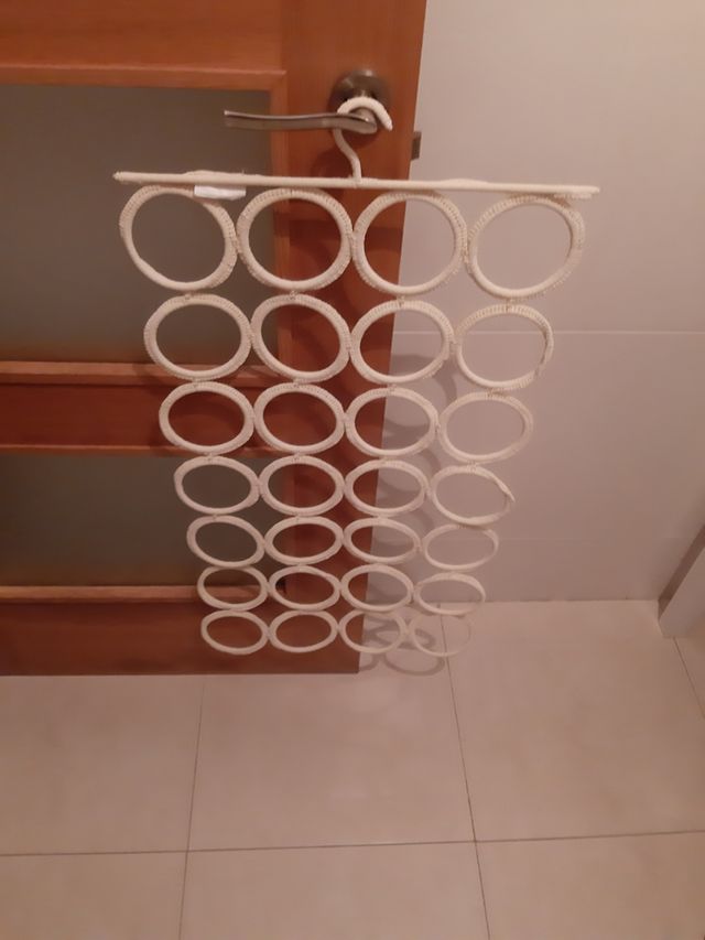 Percha Pañuelos Fulares