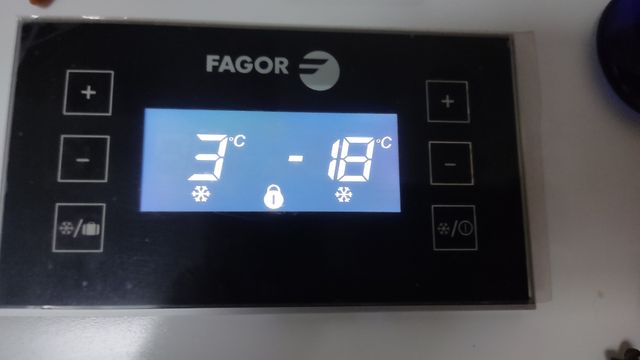 Bandejas de nevera combi Fagor FFJ6845