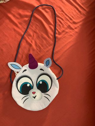 bolso de niña con regalo