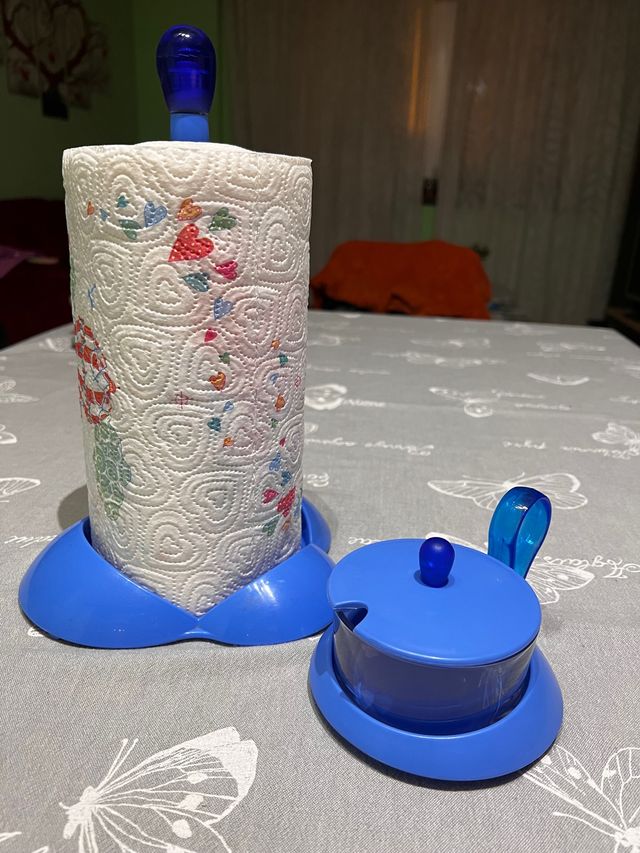 Formaggiera e portarotolo "Belli Forti"